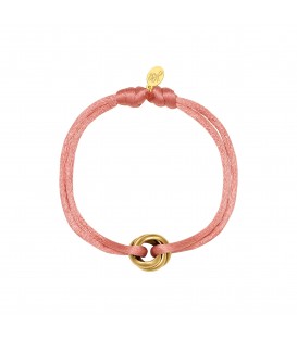 Roze satijnen armband met goudkleurig clipdetail